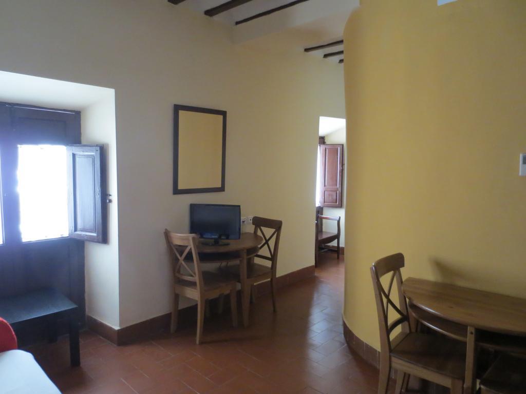 Apartamentos Turisticos El Losal Úbeda Extérieur photo