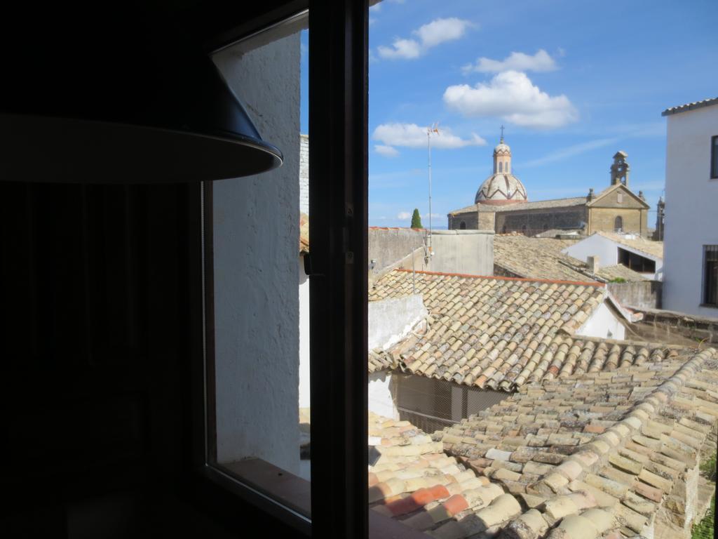 Apartamentos Turisticos El Losal Úbeda Extérieur photo